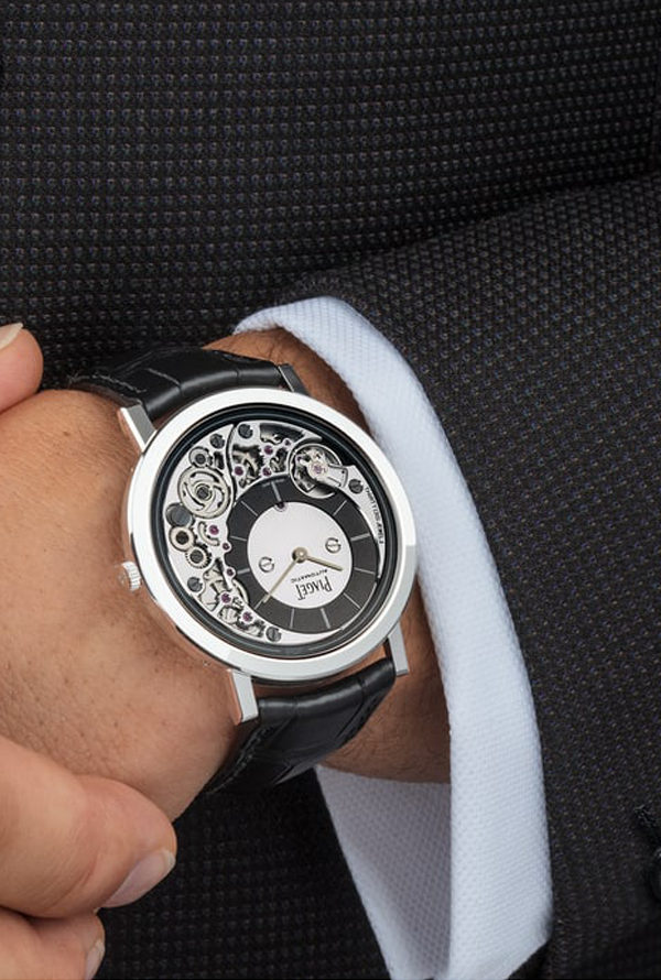 ALTIPLANO ULTIMATE AUTOMATIC WATCH