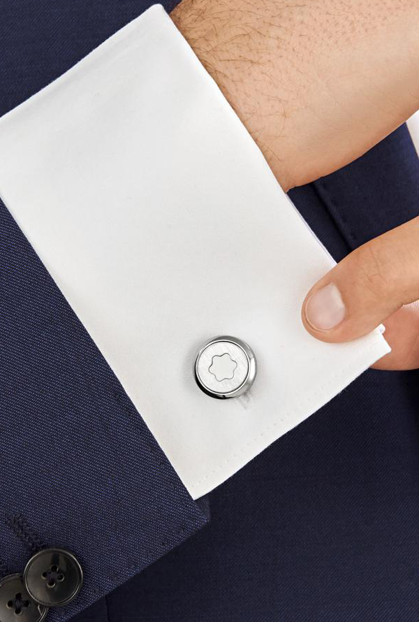 Starwalker Cufflinks, round in stainless steel with illuminating Montblanc emblem