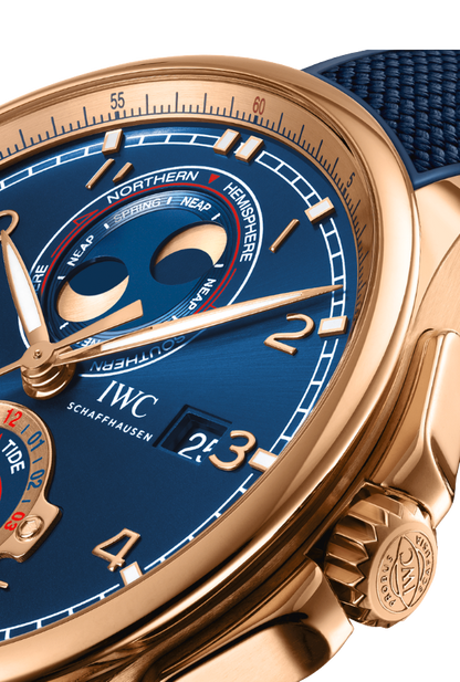 PORTUGIESER YACHT CLUB MOON & TIDE